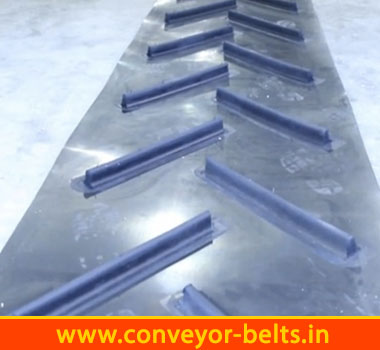 Cleated Conveyor Belts Manufacturer